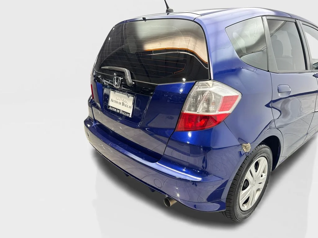 Used 2011  Honda Base image 18