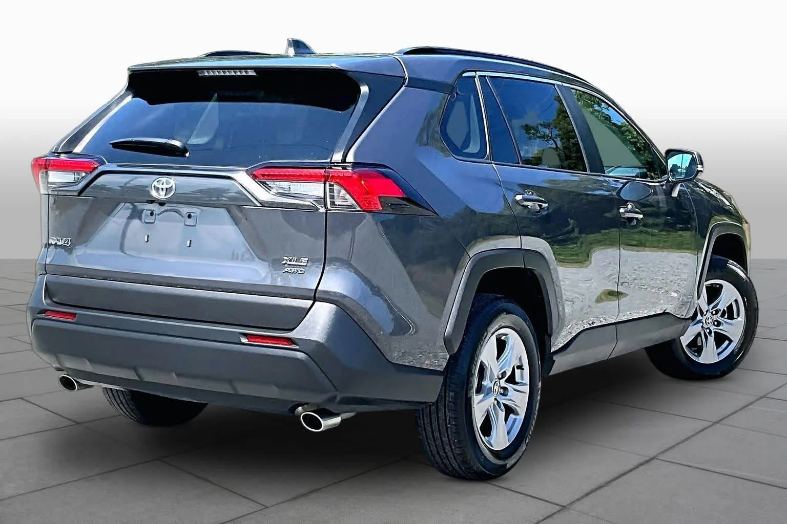 Used 2025 Magnetic Gray Metallic Toyota XLE image 13
