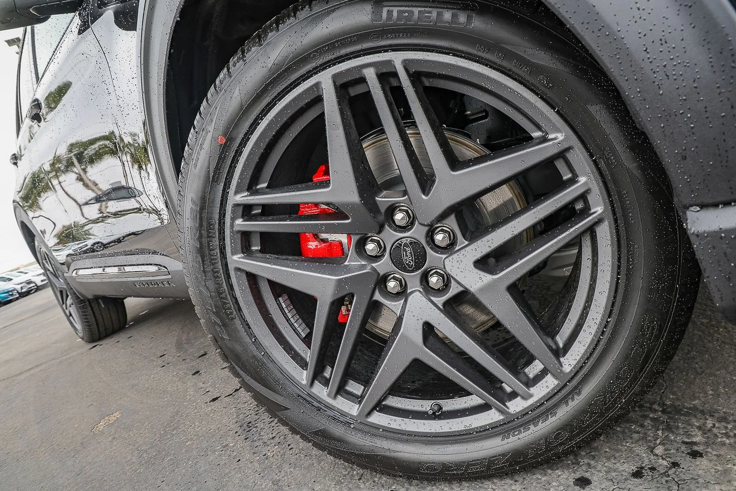 New 2026 Agate Black Metallic Ford ST image 2