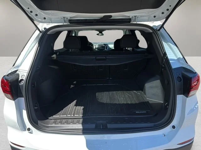 Used 2023 Summit White Chevrolet LT image 31