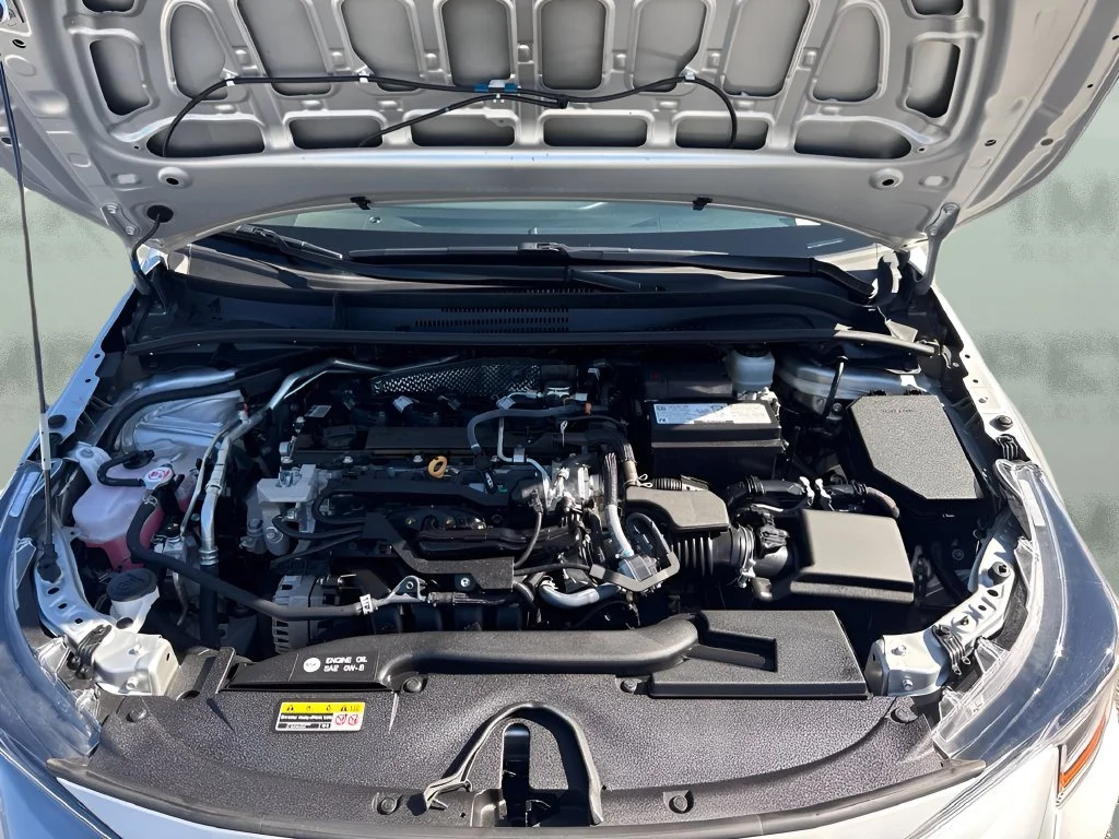 Used 2025 Silver Toyota LE image 27
