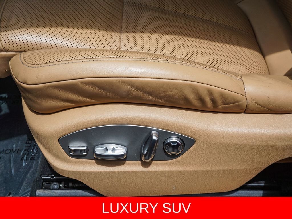 Used 2018 Black Porsche Base image 19