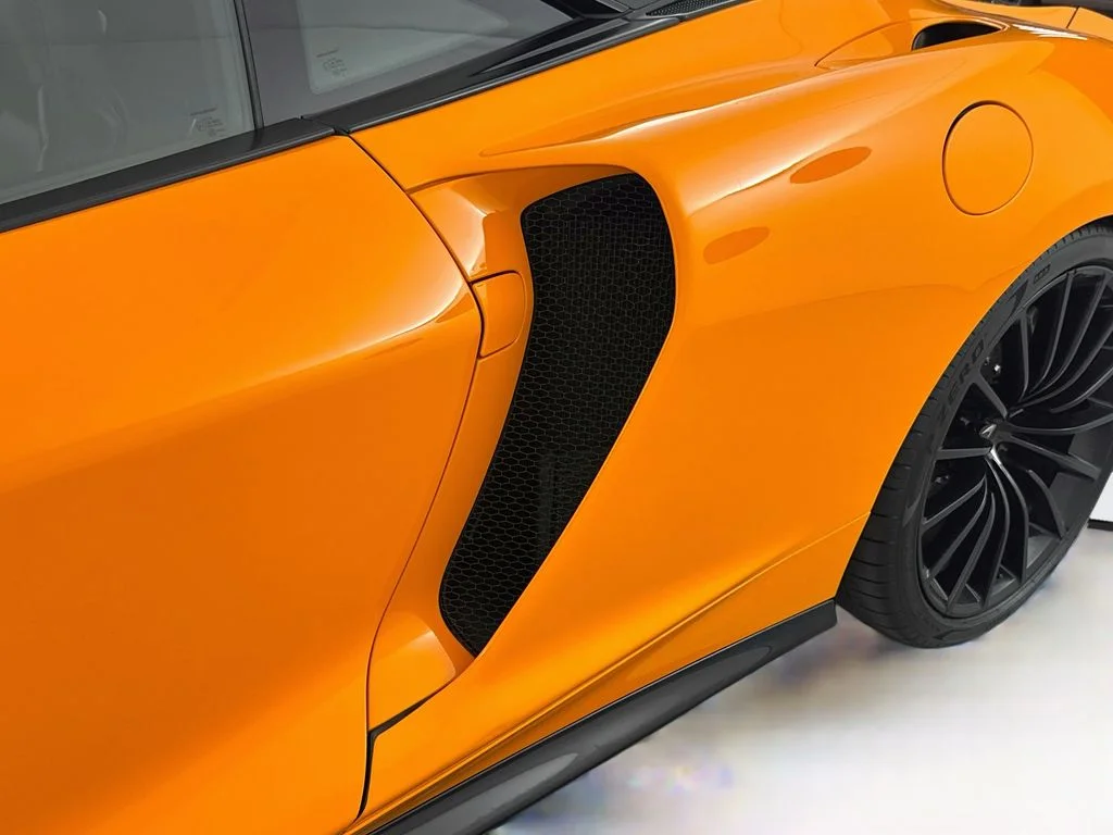 Used 2021 Orange McLaren Base image 25