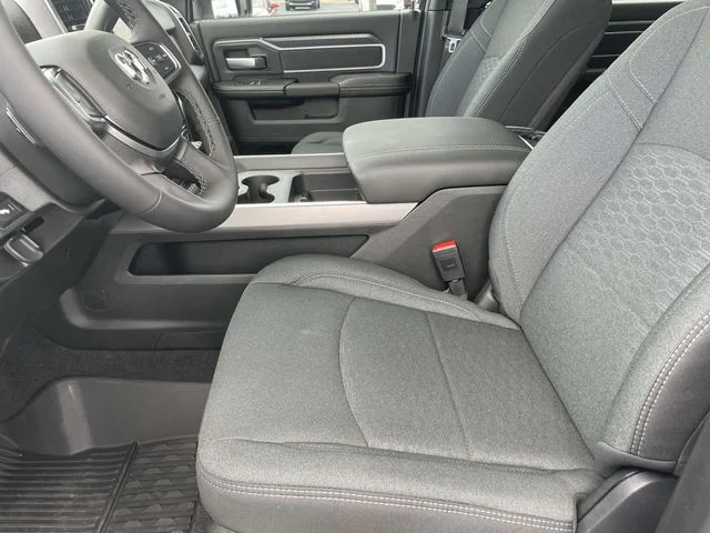 2025 RAM 2500 Big Horn - Photo 13