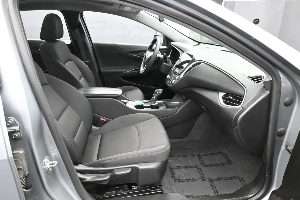 Used 2024 Sterling Gray Metallic Chevrolet LT image 38