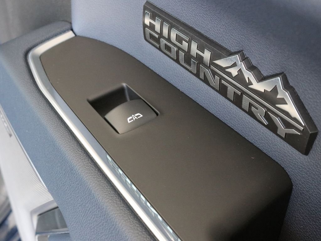 Used 2023 Blue Chevrolet High Country image 43