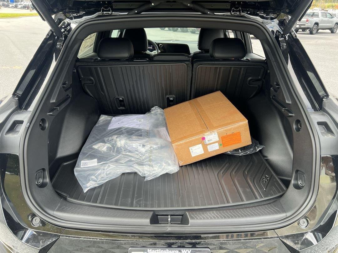 2026 Chevrolet Equinox EV RS - Photo 24