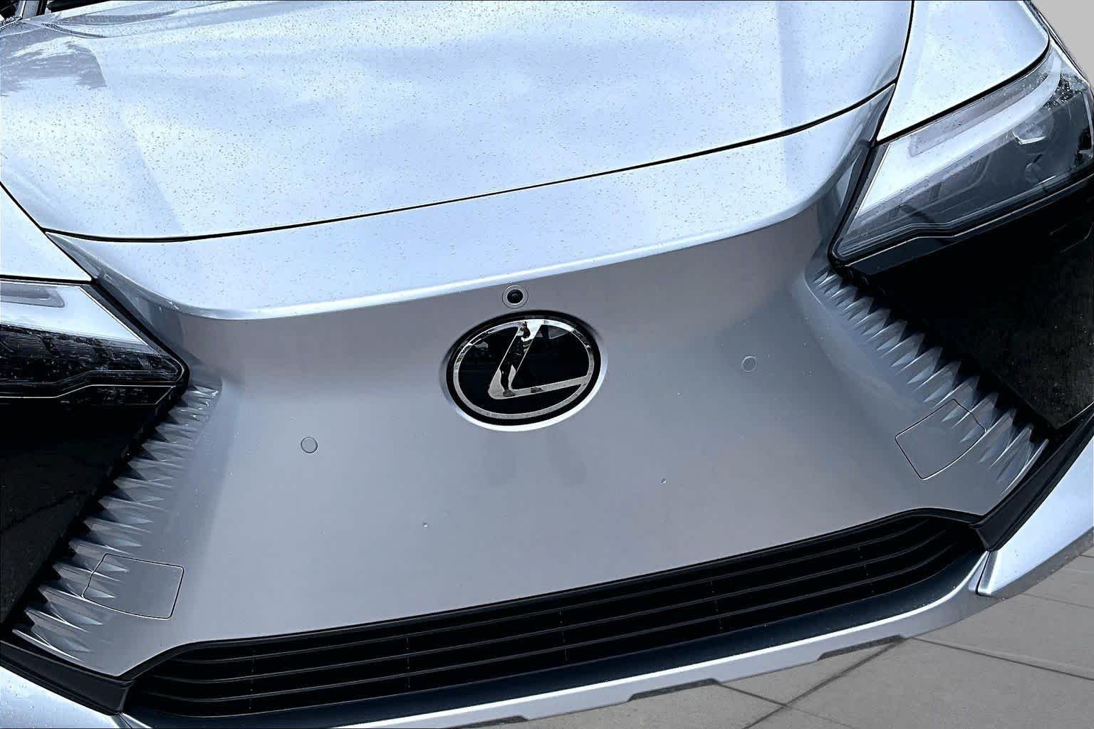 Used 2026 Iridium Lexus Premium image 29