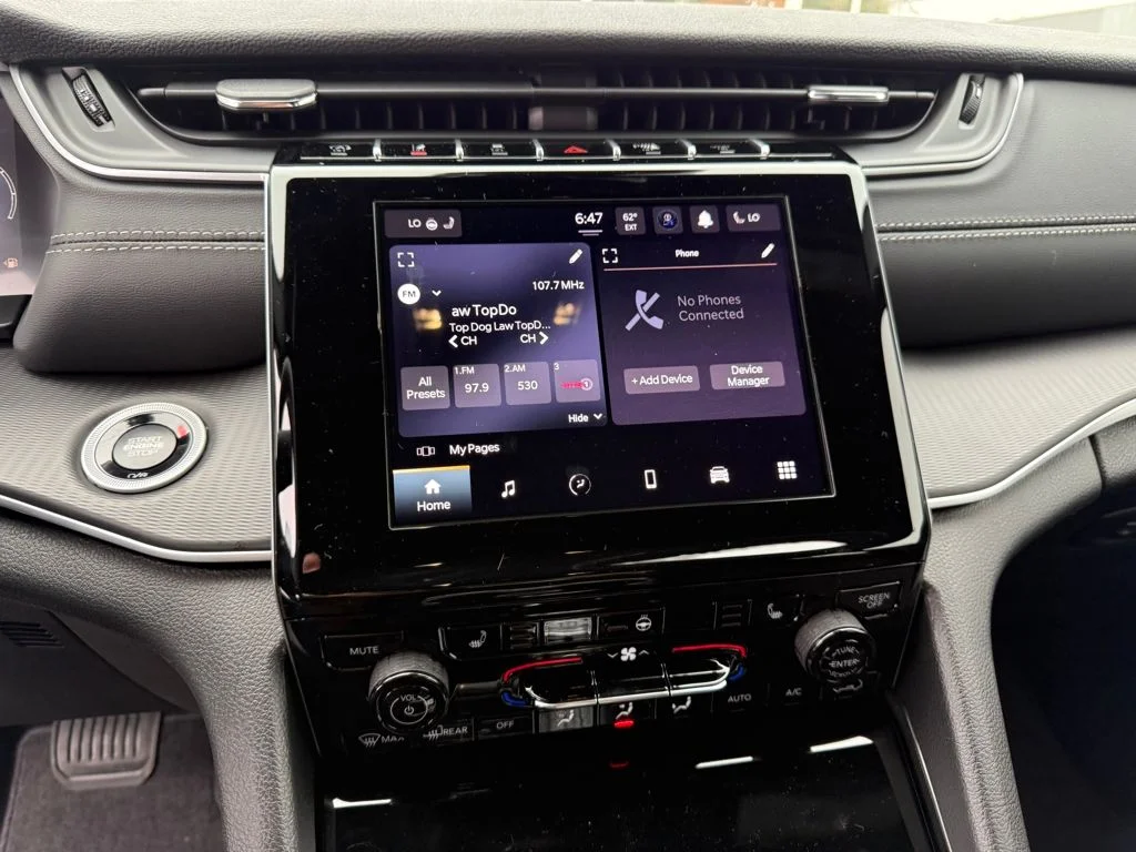 2025 Jeep Grand Cherokee Altitude - Photo 17