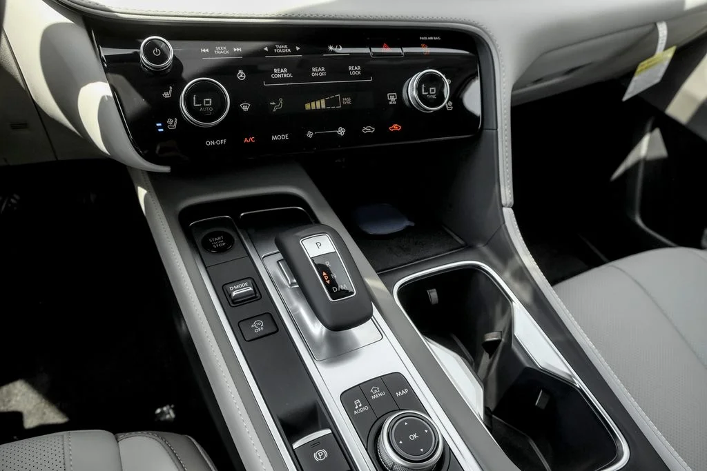 New 2027 MINERAL BLACK INFINITI Luxe AWD image 16