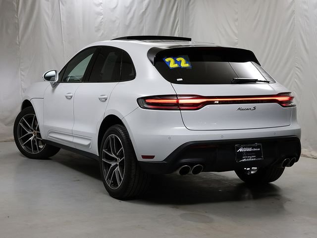 Used 2022 White Porsche S image 9