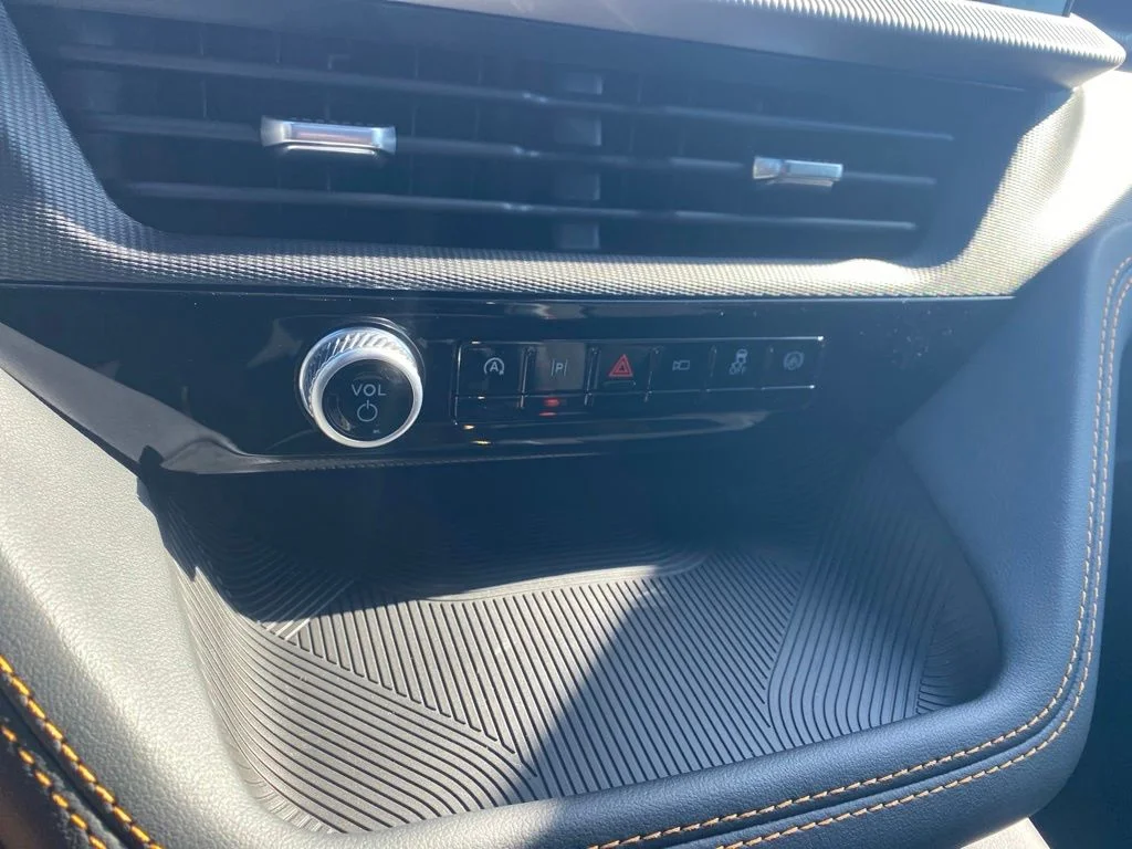 New 2026 Agate Black Metallic Ford Tremor® image 28