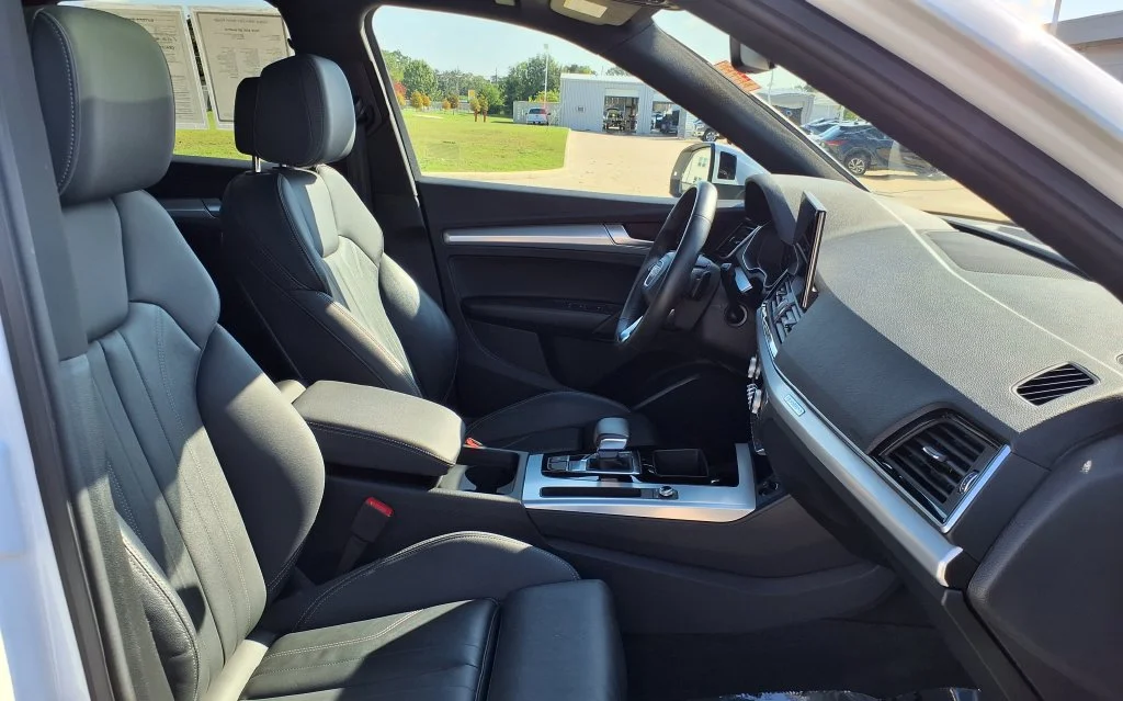 2025 Audi Q5 Premium - Photo 18