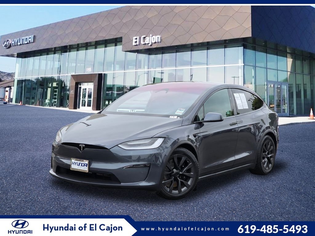 2022 Tesla Model X Long Range's photo