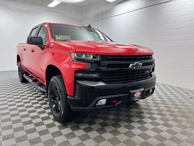 Used 2020 Red Chevrolet LT Trail Boss image 1