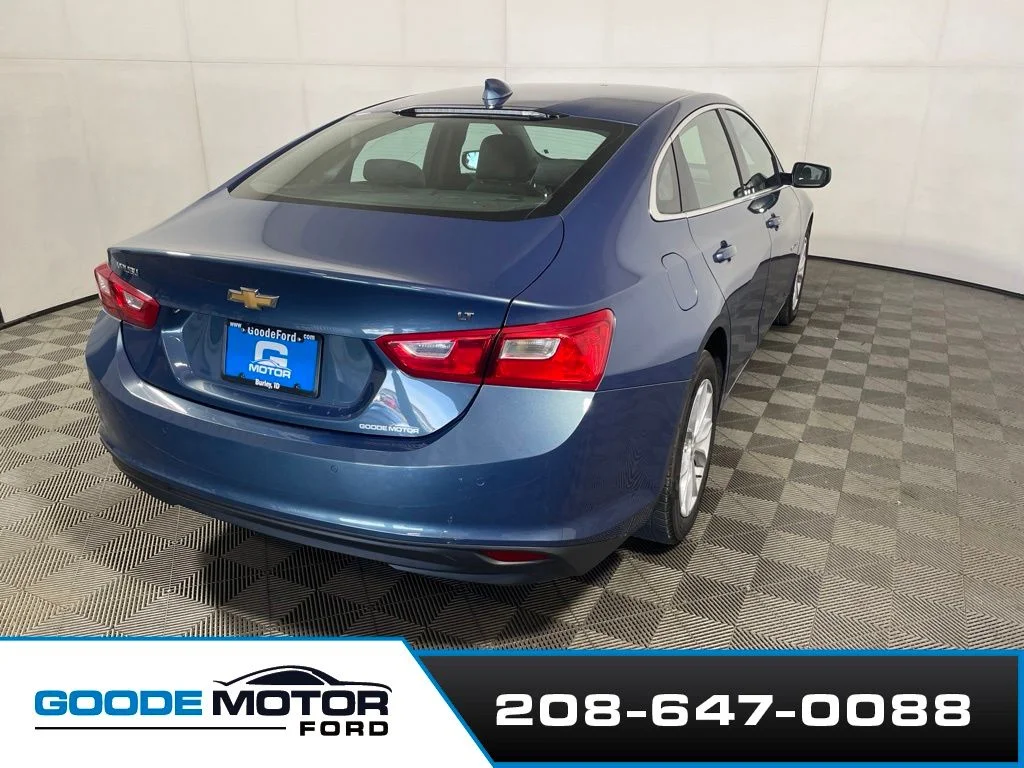 Used 2024 Blue Chevrolet LT image 7
