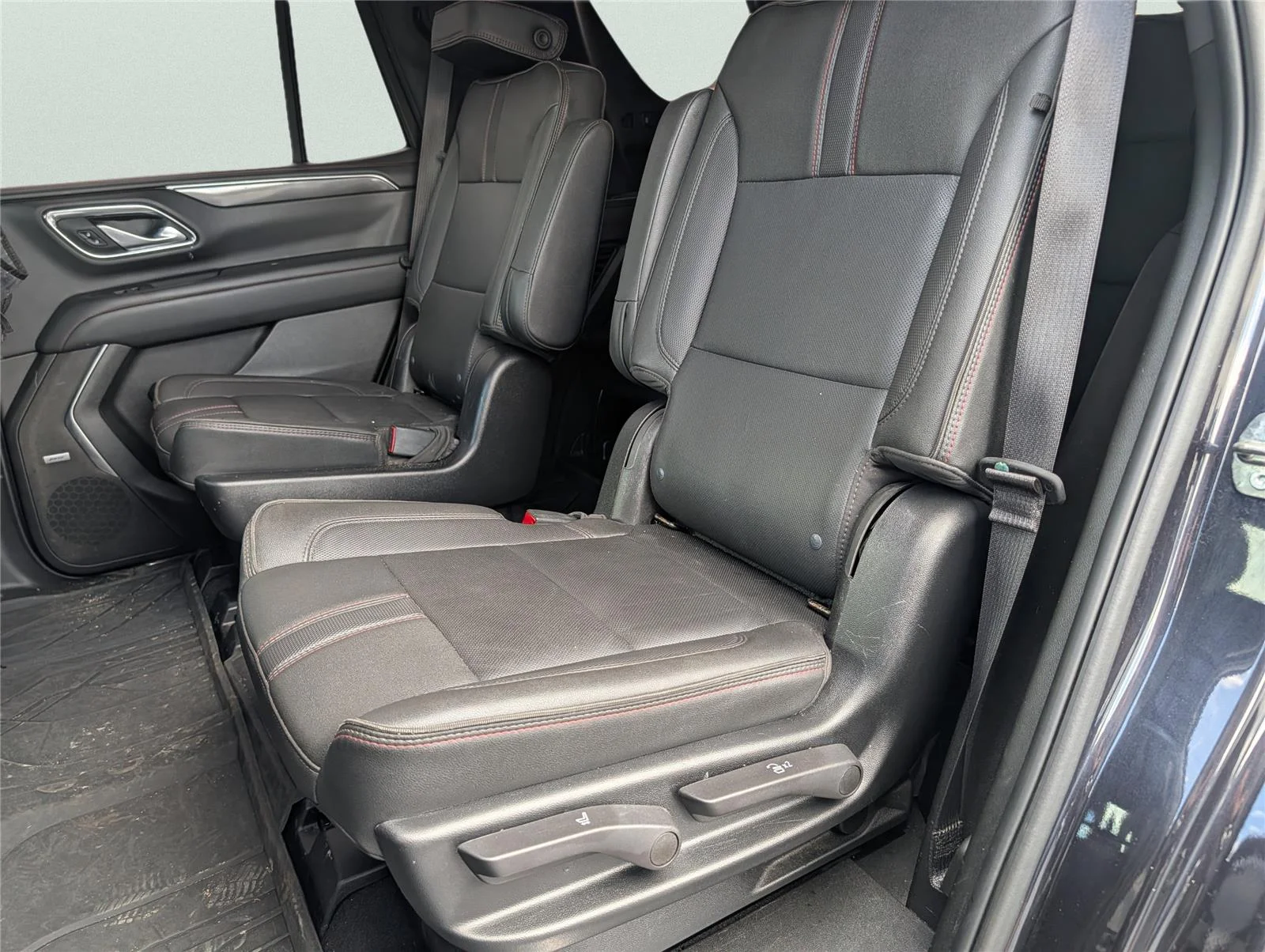Used 2022 Dark Ash Metallic Chevrolet RST image 30