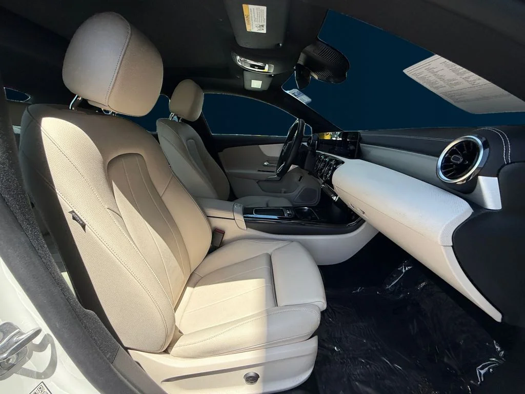 Used 2025  Mercedes-Benz CLA 250 image 17
