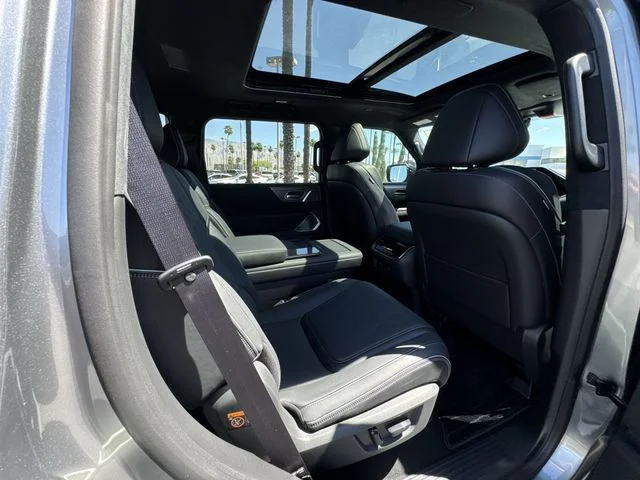 New 2026 Black INFINITI AUTOGRAPH image 28