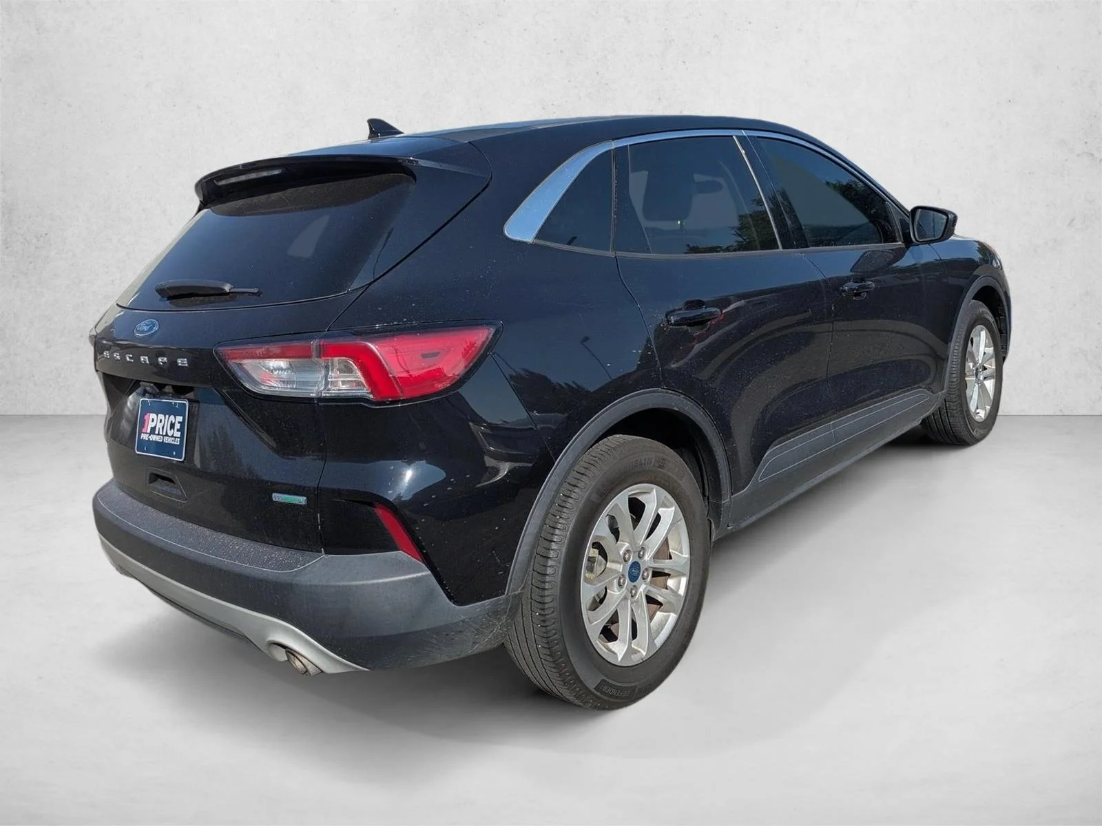 Used 2020 Agate Black Metallic Ford SE image 5