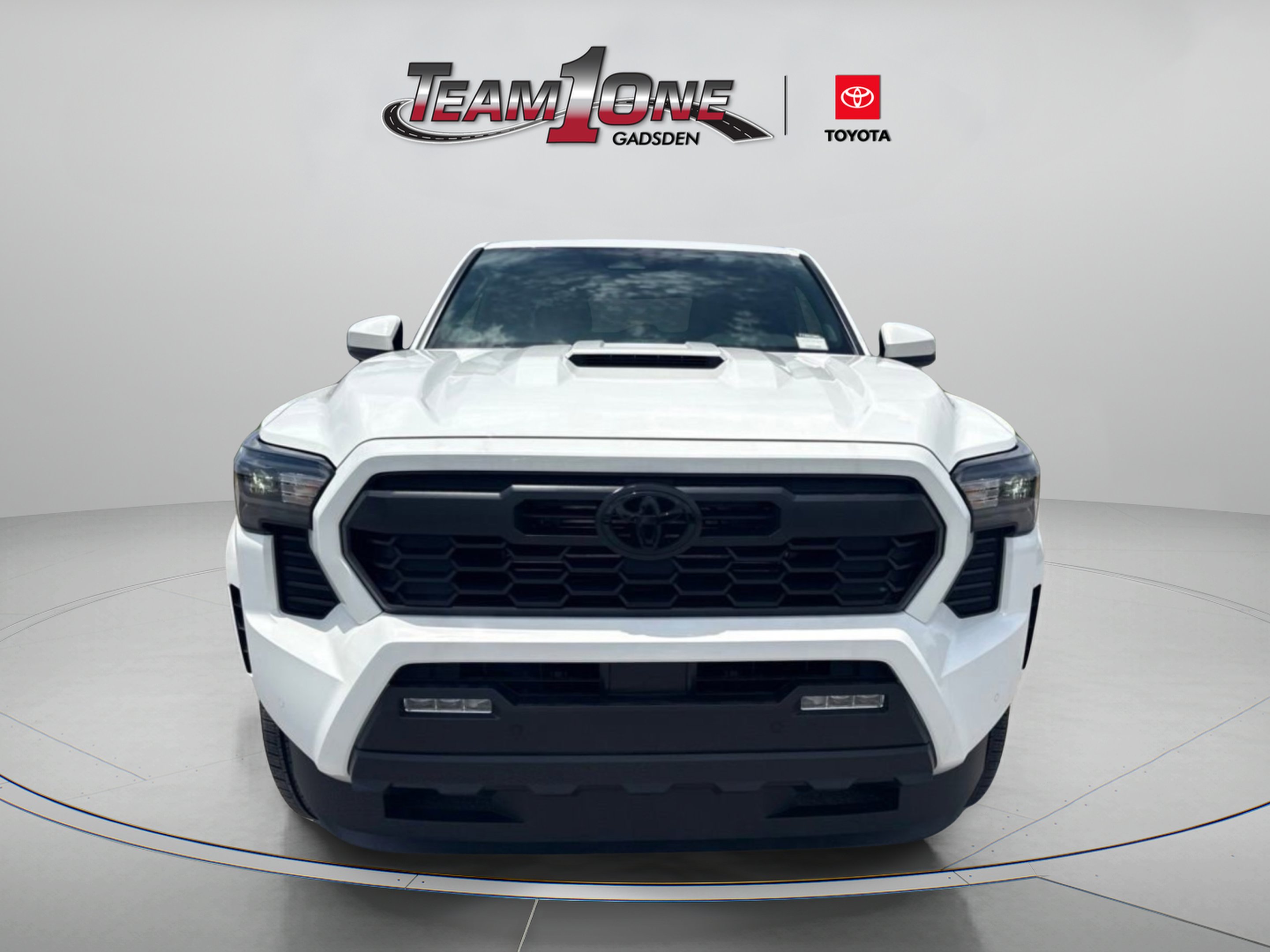 New 2026 Ice Toyota TRD Sport Hybrid image 3
