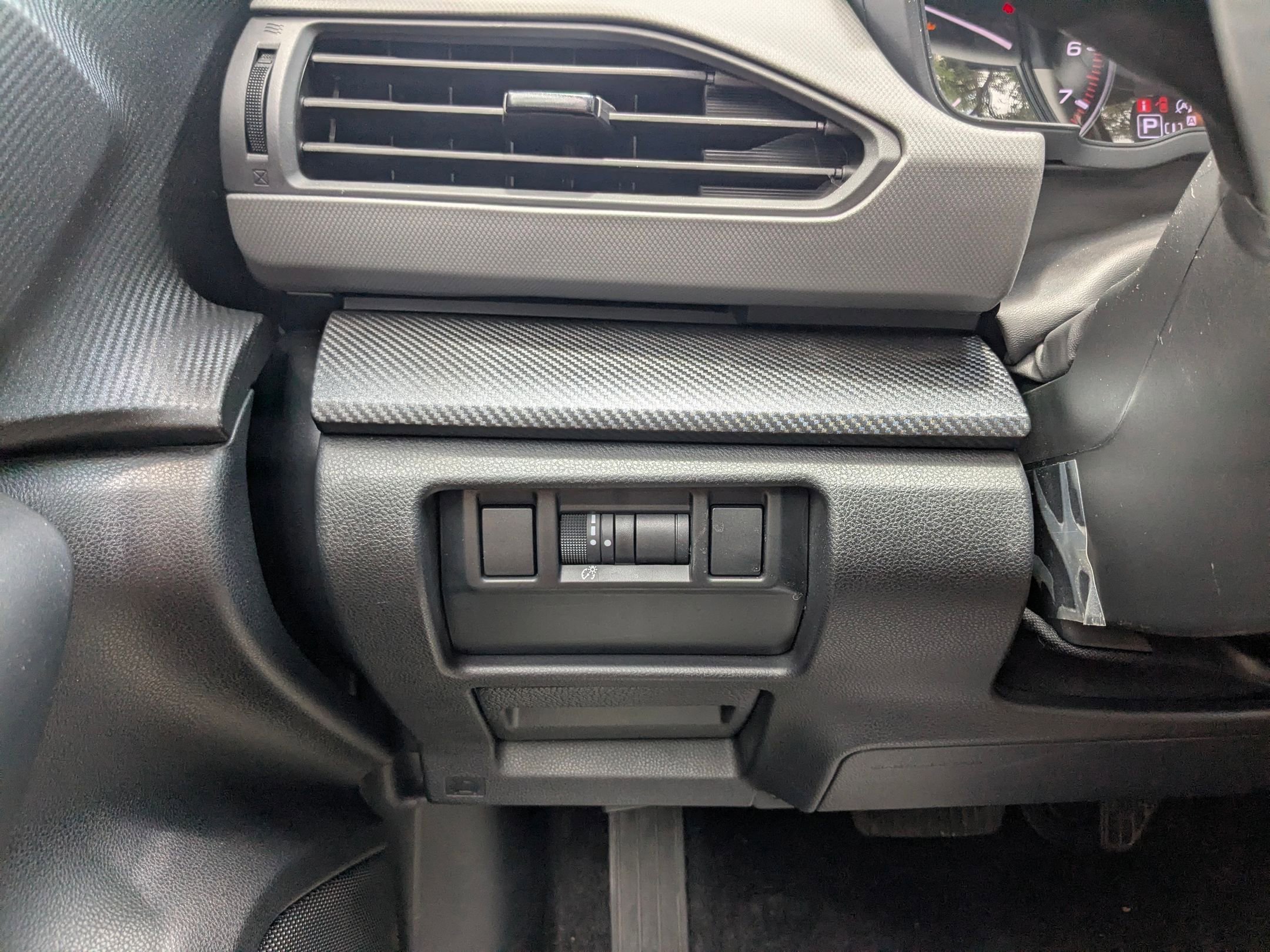 Used 2024 Alpine Green Subaru Limited image 20