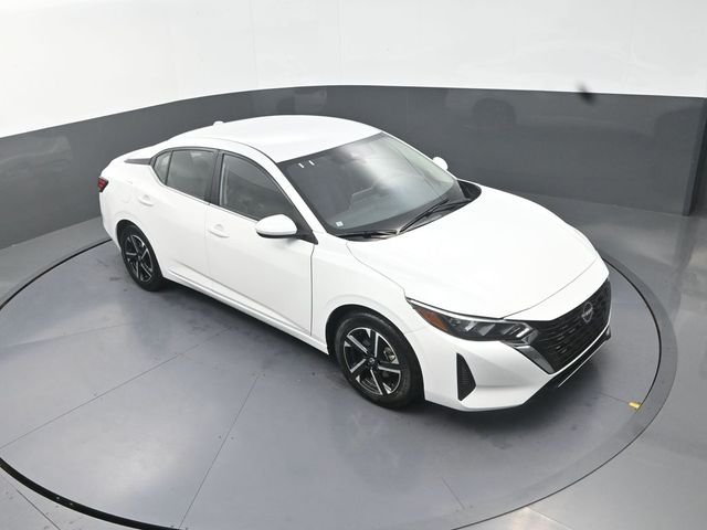 Used 2025 White Nissan SV image 23