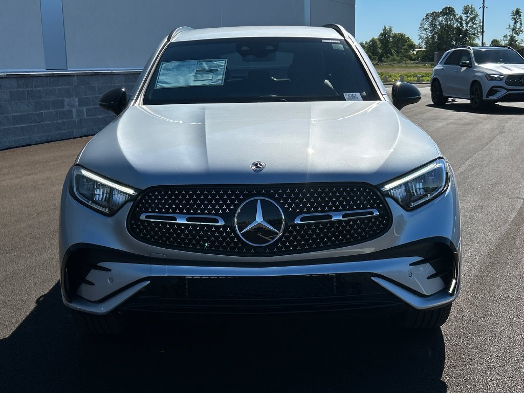New 2026 Cirrus Silver Metallic Mercedes-Benz GLC 300 image 3
