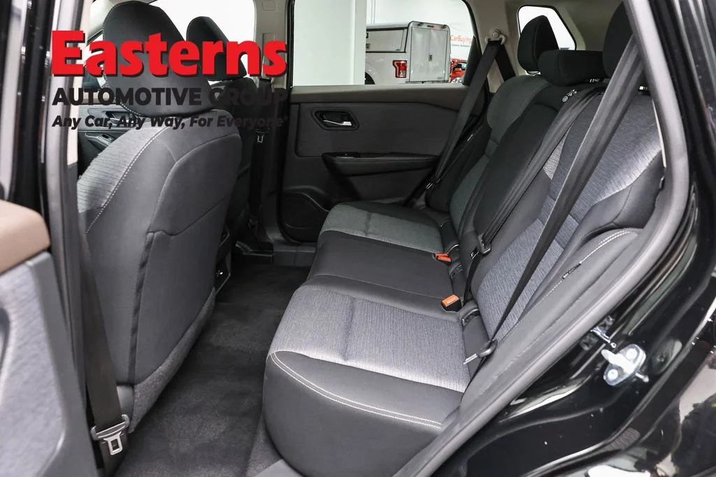 Used 2023 Black Nissan SV image 21