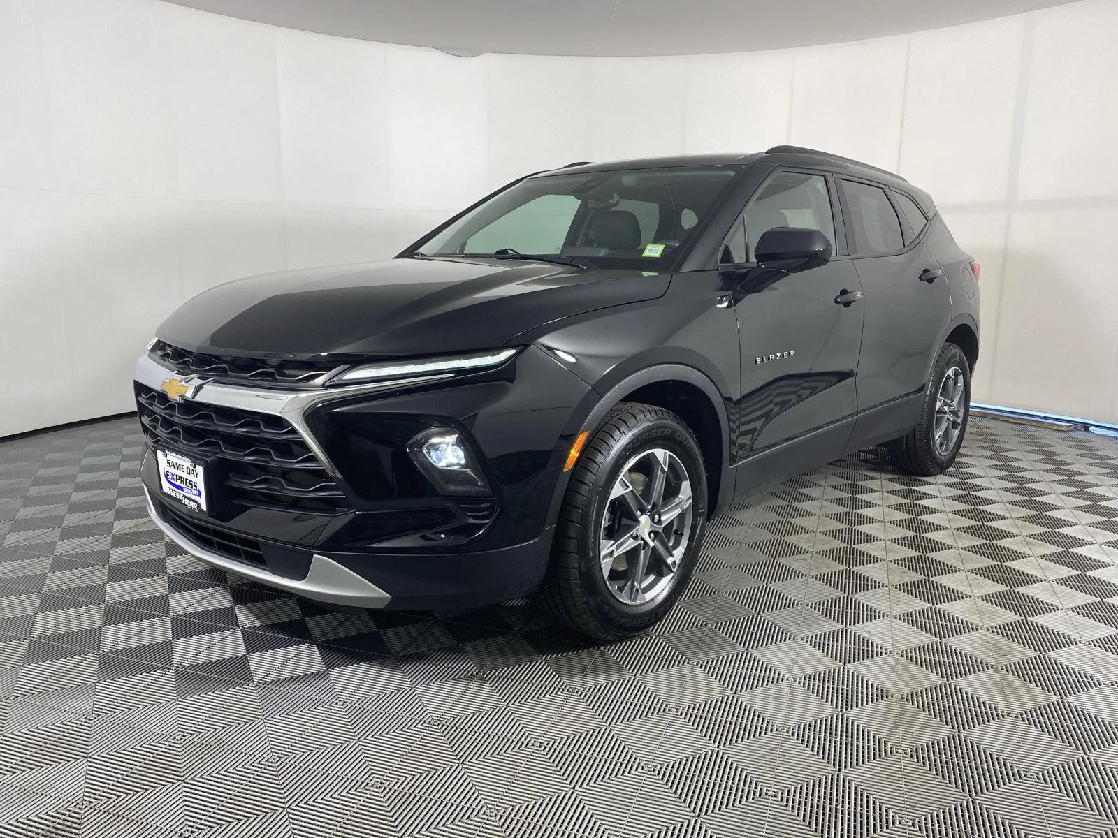Used 2024 Black Chevrolet LT image 3