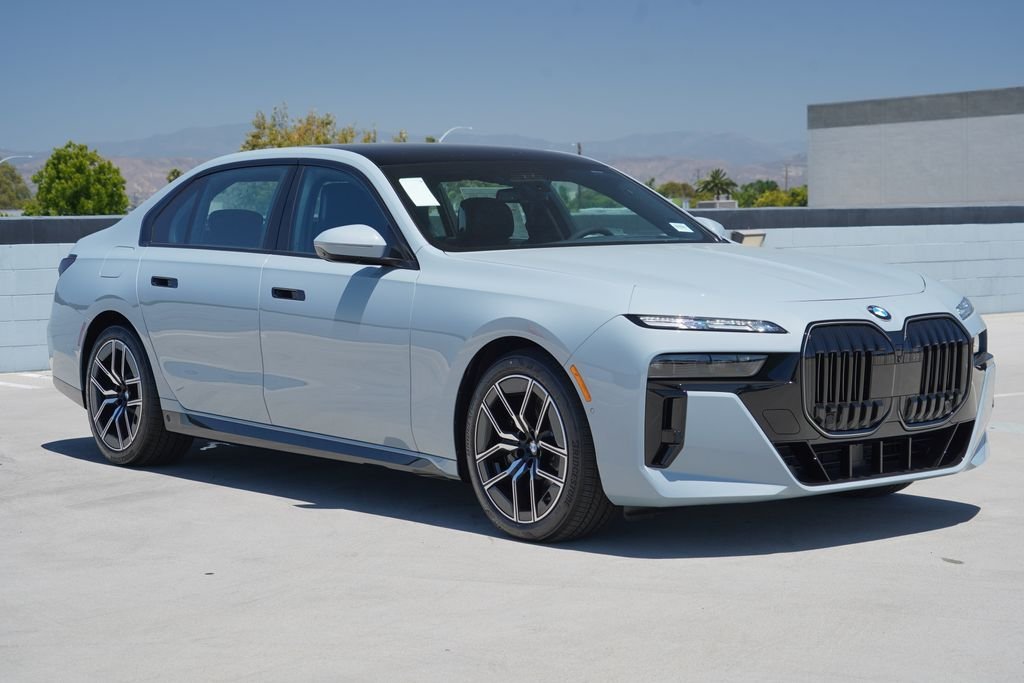 New 2026 Brooklyn Grey Metallic BMW 760i xDrive image 3