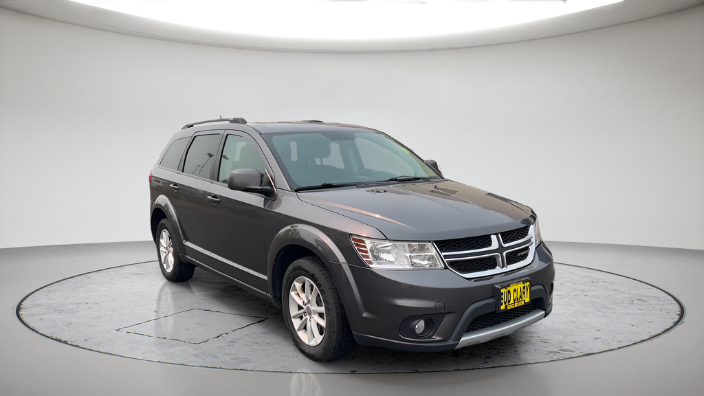 Used 2016 Gray Dodge SXT image 1