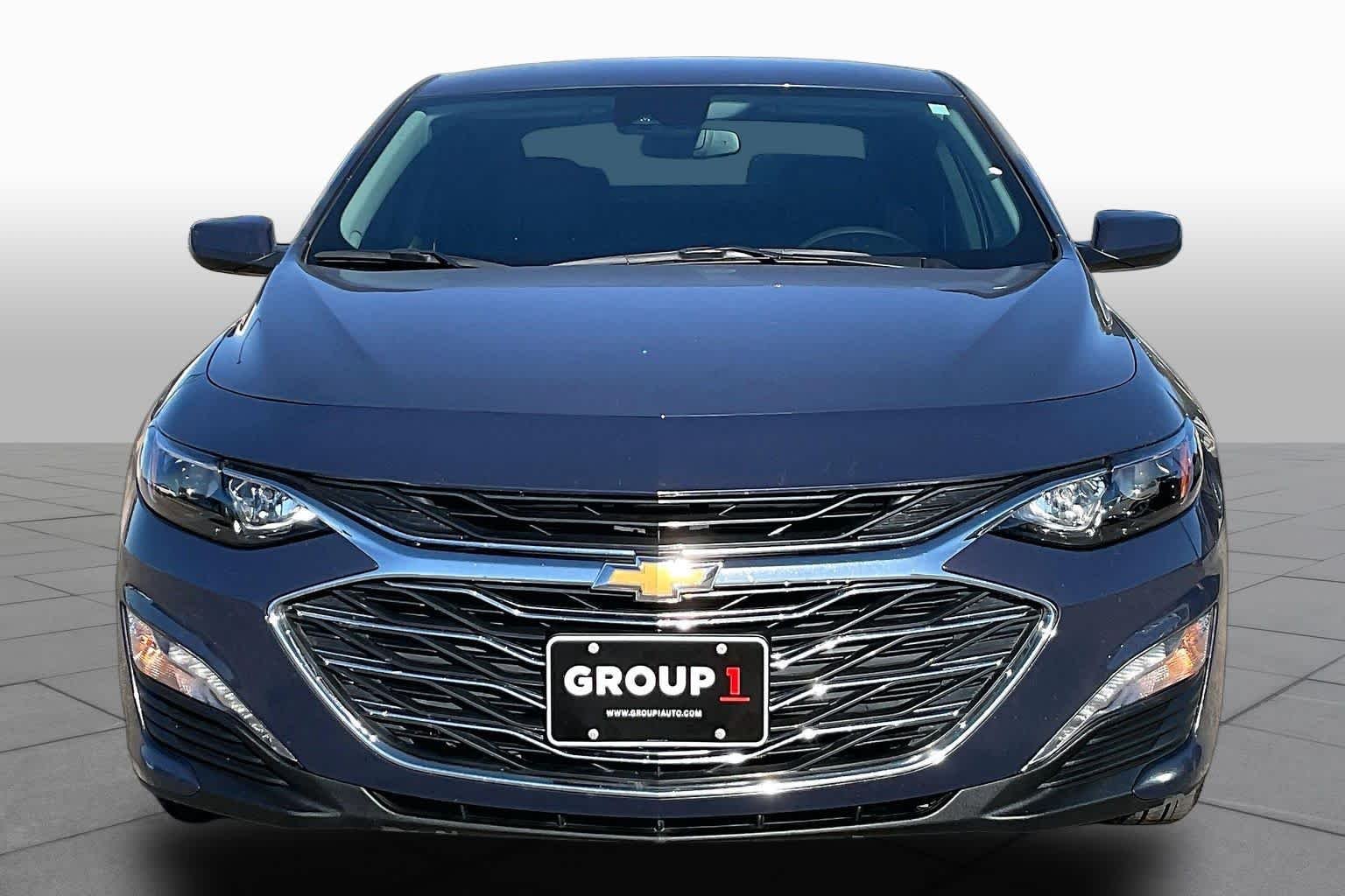 Used 2025 Night Chevrolet LT image 4