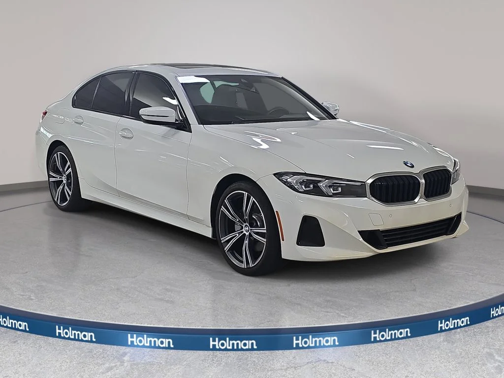 Used 2023 Alpine White BMW 330i image 4