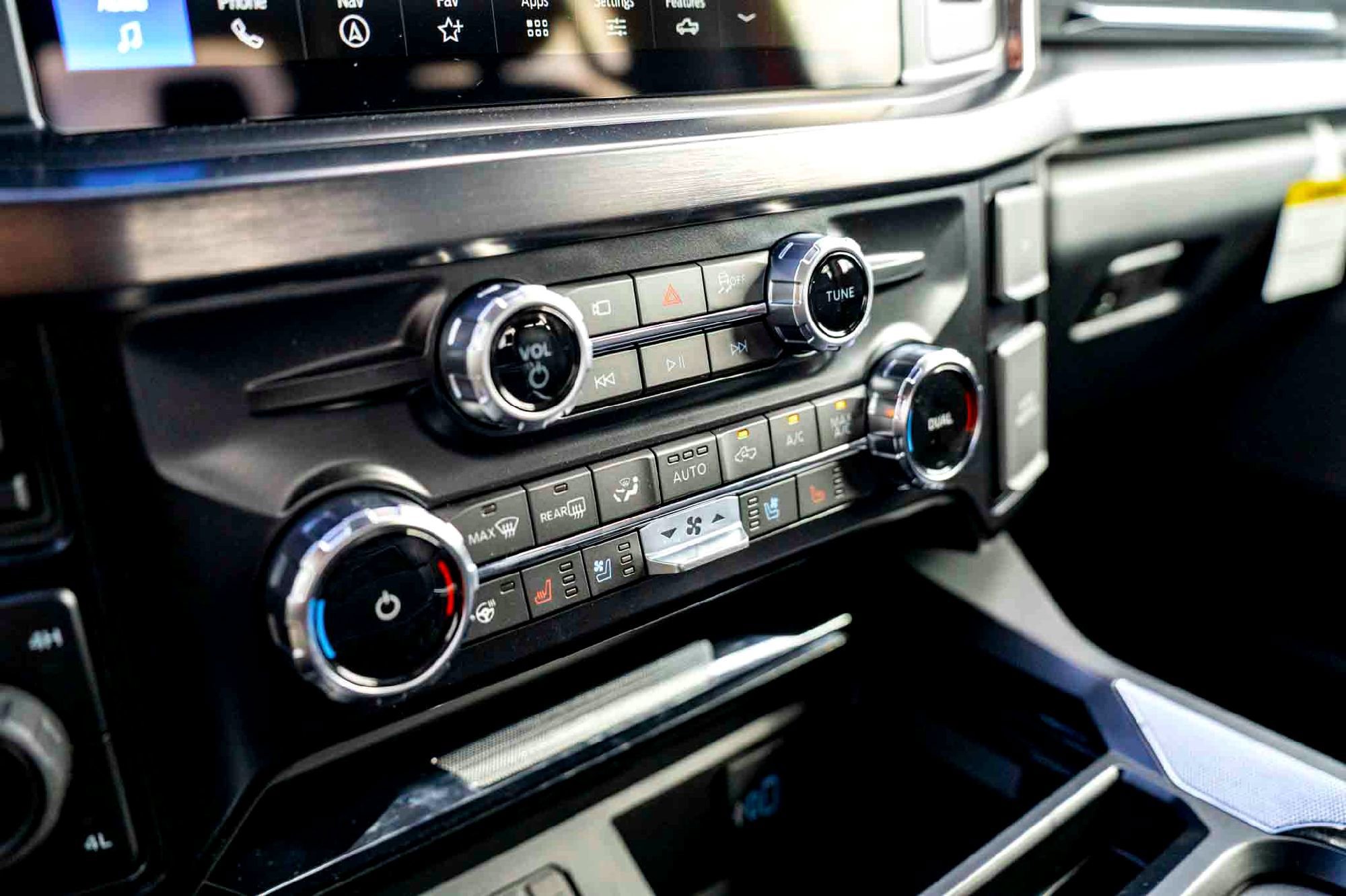 2025 Ford F-250 Super Duty Lariat - Photo 16