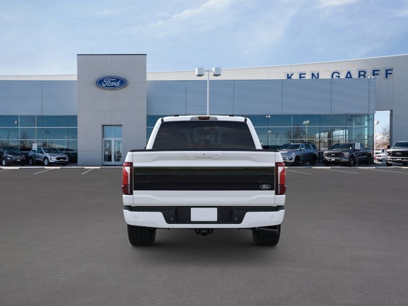 New 2026 Star White Metallic Tri-Coat Ford Platinum image 5