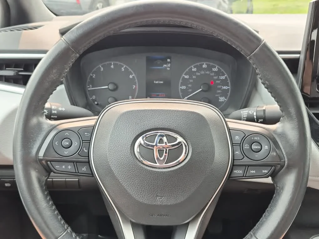Certified Used 2023 Blueprint Toyota SE image 16