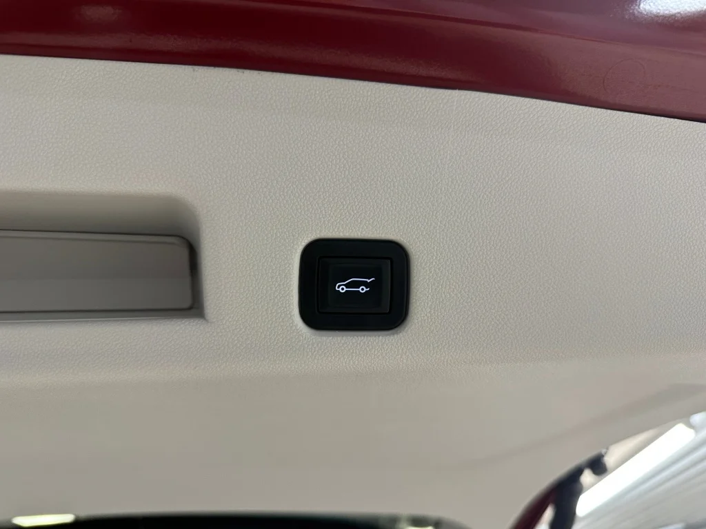 2026 GMC Acadia Denali - Photo 26