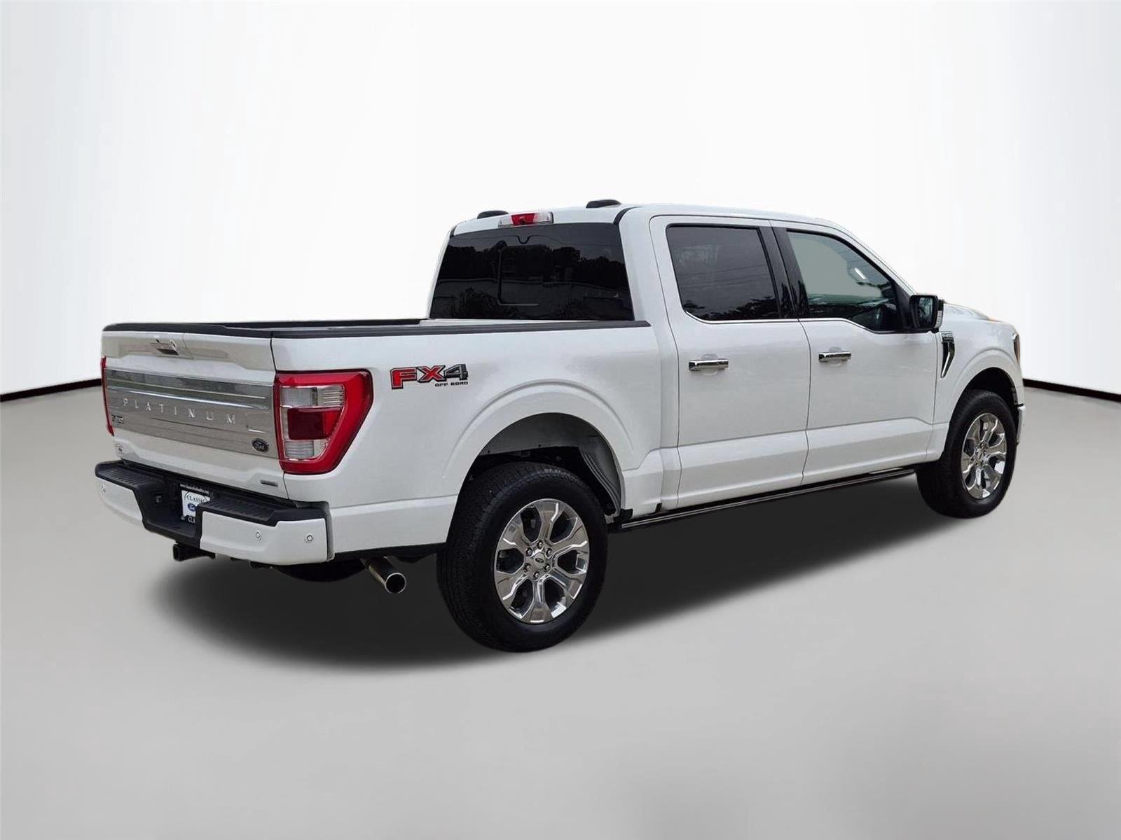 Used 2023 Star White Metallic Tri-Coat Ford Platinum image 5