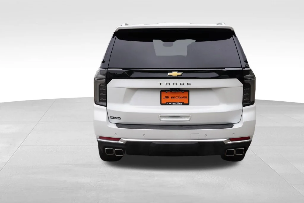 Certified Used 2025 Iridescent Pearl Tricoat Chevrolet High Country image 6