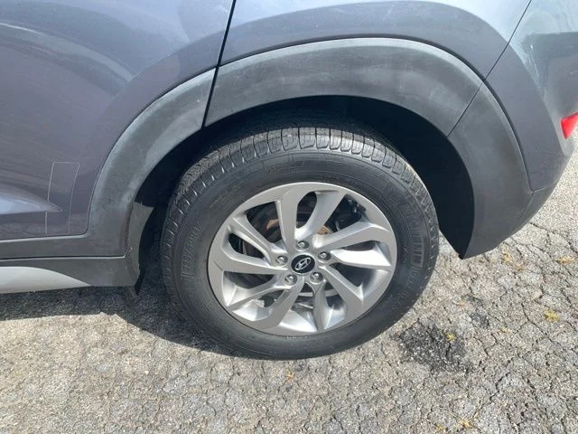 Used 2017 Gray Hyundai SE image 36