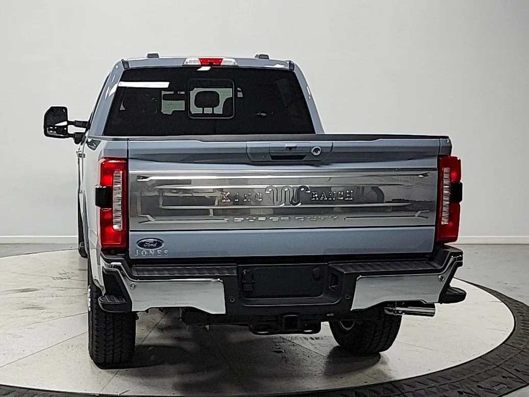 New 2026 Glacier Gray Metallic Tri-Coat Ford F-250® King Ranch® image 6