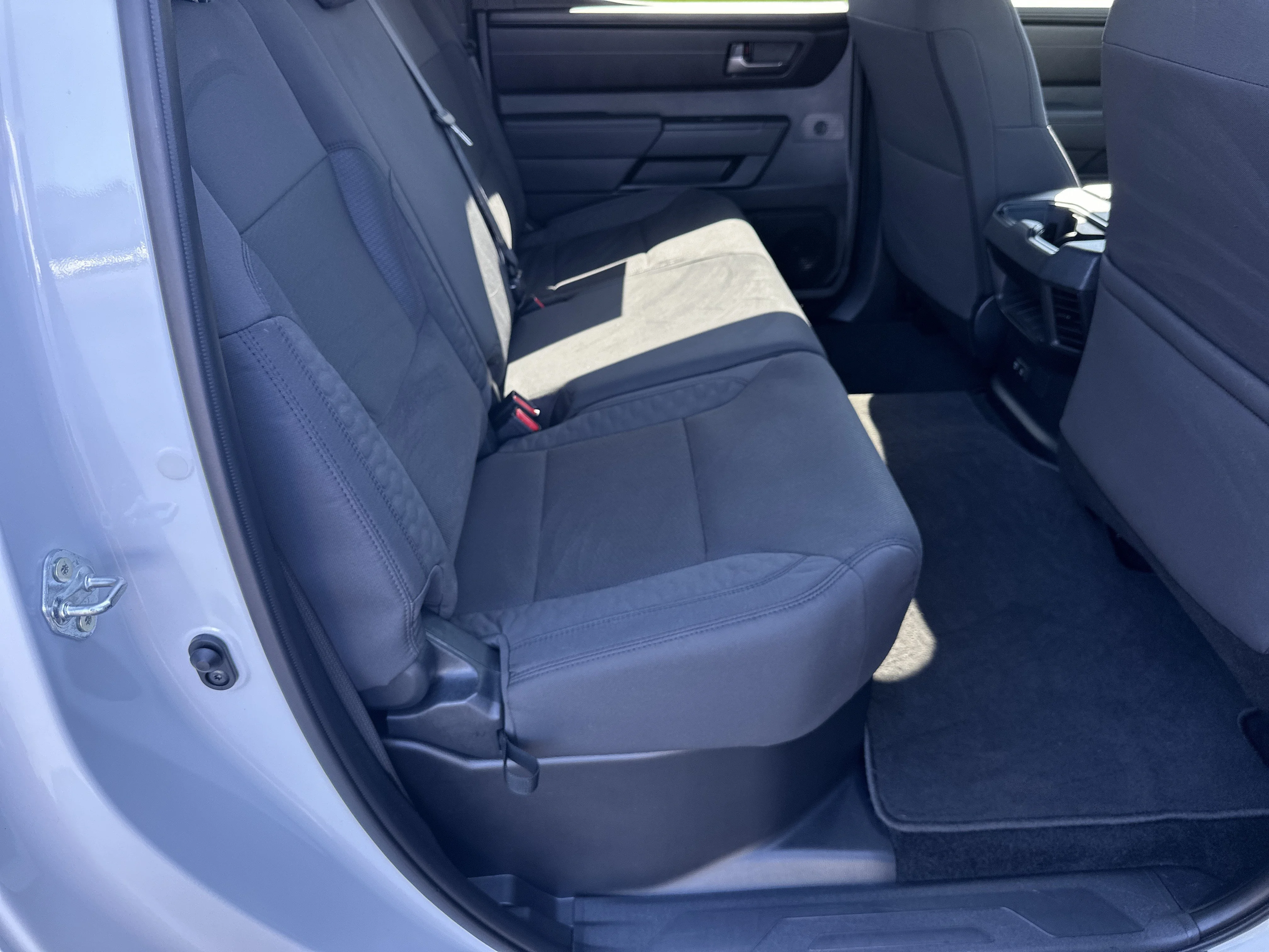 2025 Toyota Tundra SR5 - Photo 15