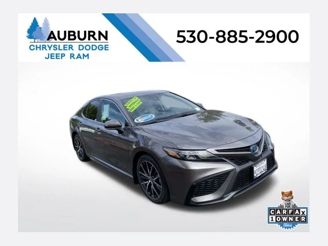 2023 Toyota Camry Hybrid SE