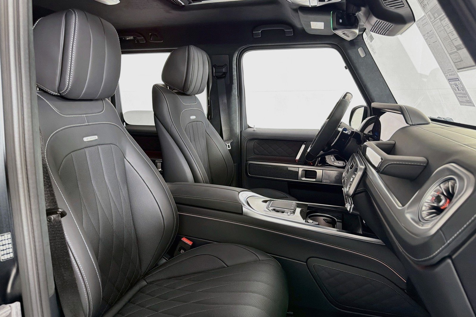 New 2027 MANUFAKTUR Night Black magno Mercedes-Benz AMG® G 63 SUV image 6