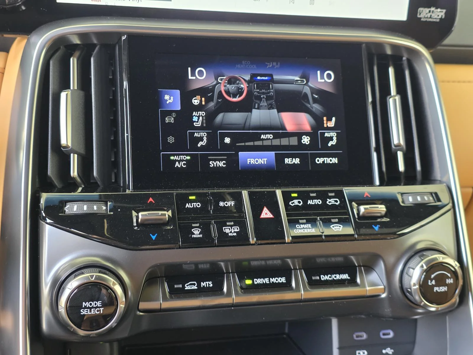 2026 Lexus LX 700h Luxury - Photo 25
