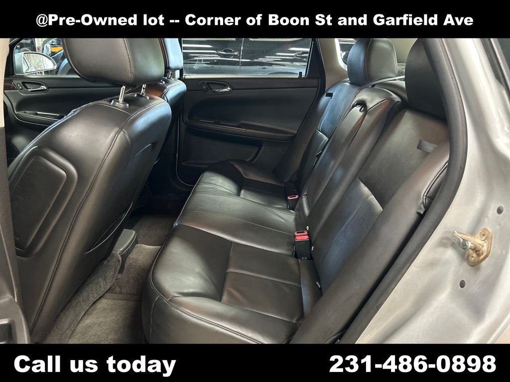 Used 2016 Silver Chevrolet LTZ image 25