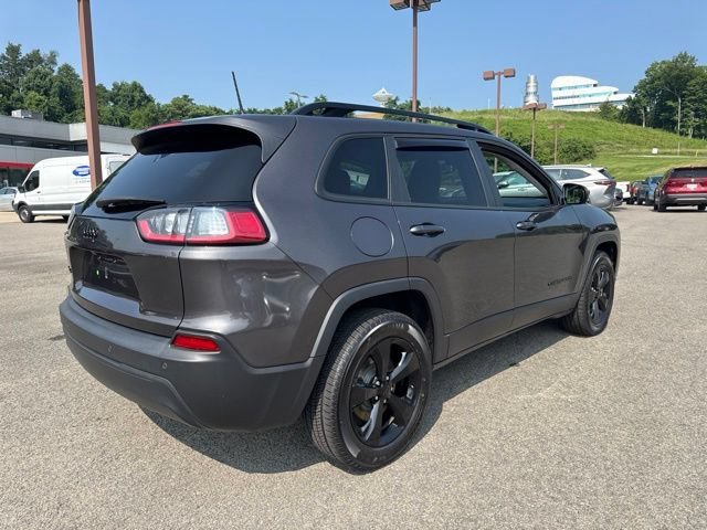 Used 2021 Gray Jeep Altitude 4x4 image 17
