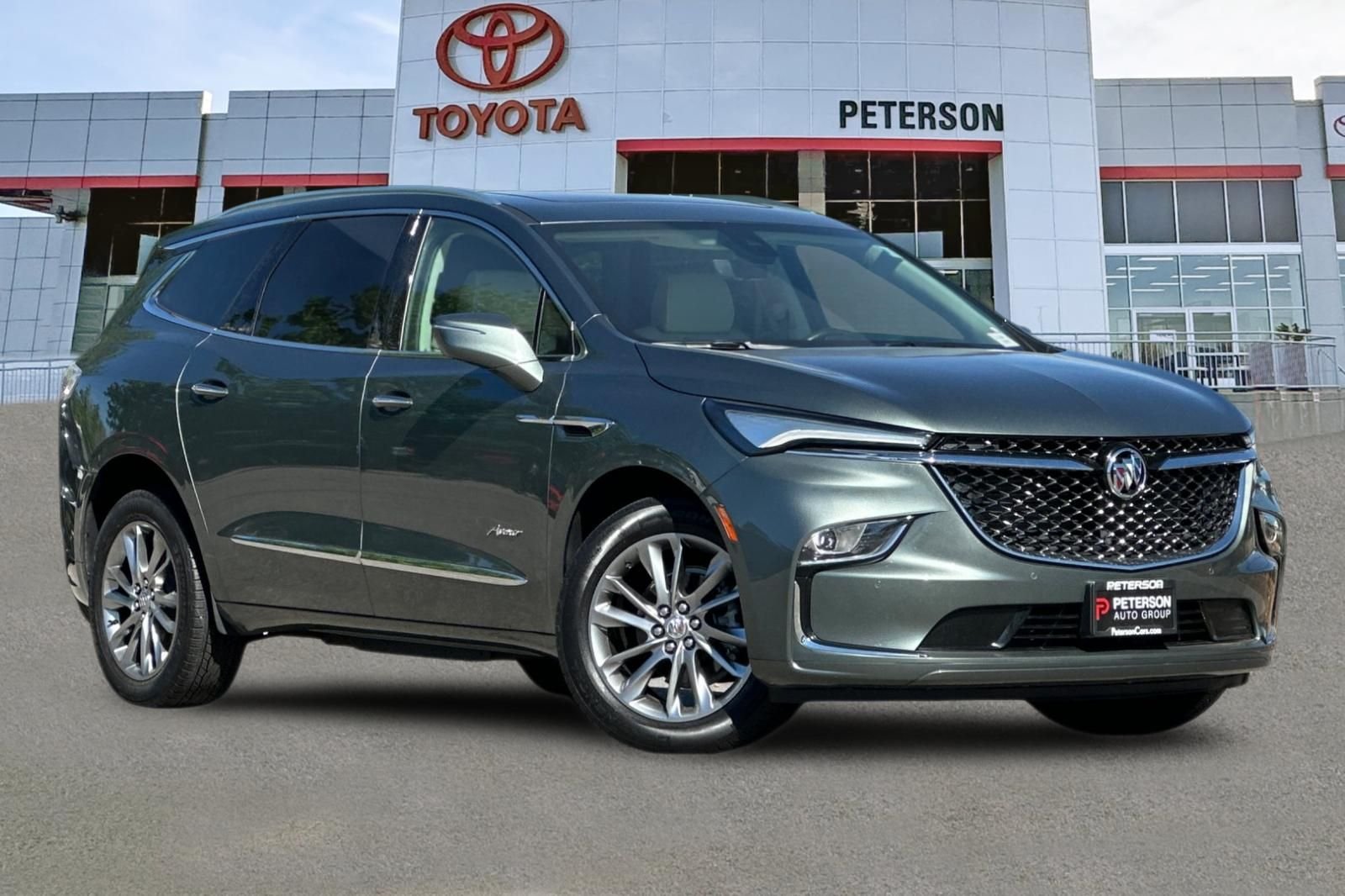 Used 2024 Green Buick Avenir image 2