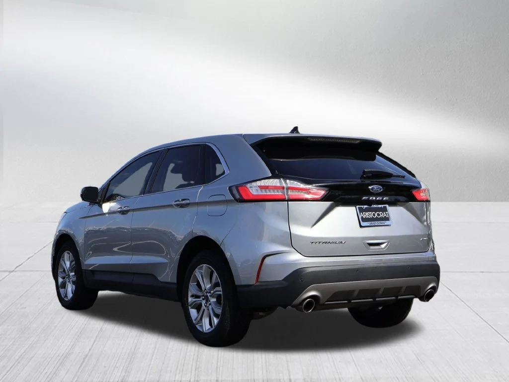 Used 2022 Silver Ford Titanium image 24